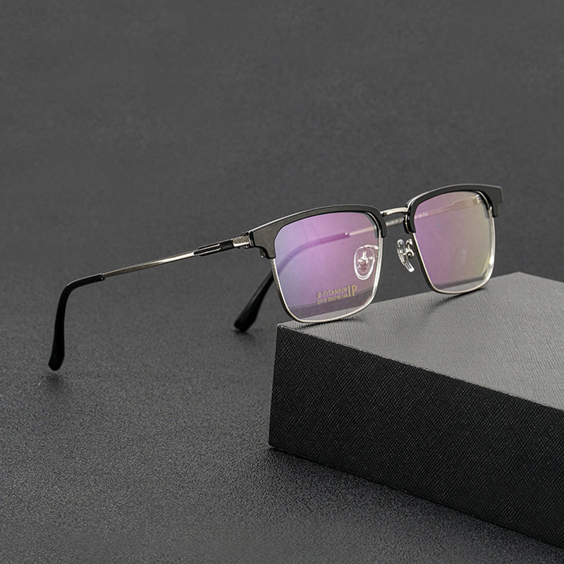 Unisex full-frame Browline glasses made of Titanium. 2310YJ